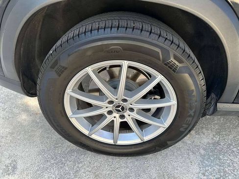 Used 2024 Mercedes-Benz GLE 450e 4MATIC image 24