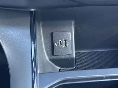 New 2025 Ford F150 Lightning Flash image 27