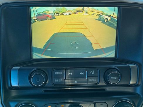 Used 2018 Chevrolet Silverado 1500 LT w/ Texas Edition image 28