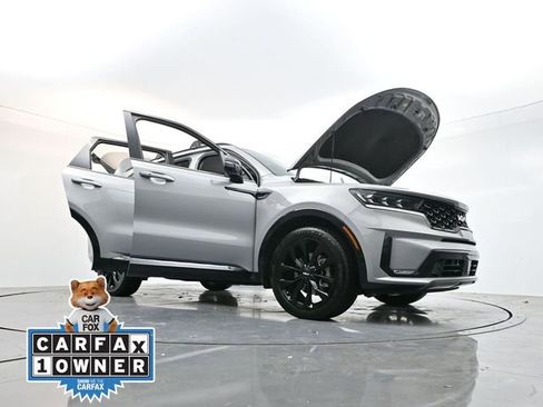 Used 2023 Kia Sorento SX image 36