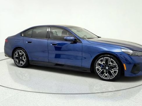 Used 2026 BMW i5 eDrive40 w/ M Sport Package AWD/4WD image 1