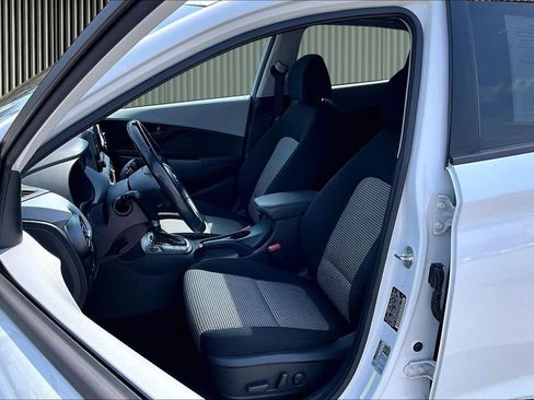 Used 2018 Hyundai Kona SEL w/ SEL Tech Package 02 image 25