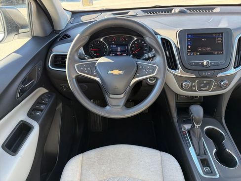 Used 2024 Chevrolet Equinox LS w/ LS Convenience Package image 14