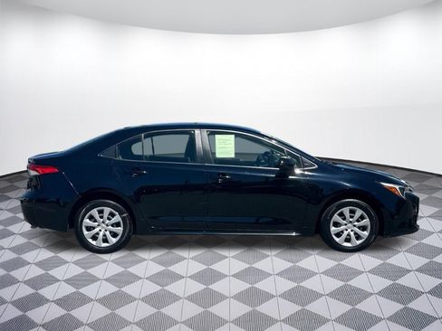 Used 2023 Toyota Corolla LE w/ Carpet Mat Package (TMS) FWD image 7