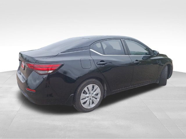Certified 2022 Nissan Sentra S FWD image 8