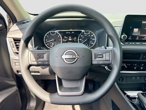 New 2026 Nissan Rogue S image 11