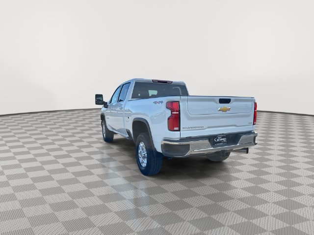 Used 2026 Chevrolet Silverado 2500 LTZ w/ LTZ Convenience Package AWD/4WD image 10