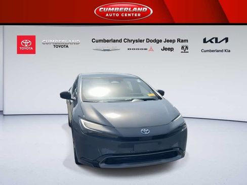 Used 2024 Toyota Prius Limited w/ Limited Premium Package image 3