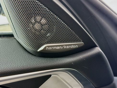 Certified 2022 BMW M4 Competition w/ Executive Package image 19