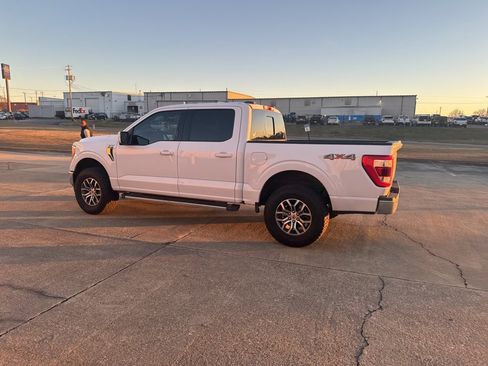 Used 2021 Ford F150 Lariat w/ Tow Technology Package image 9