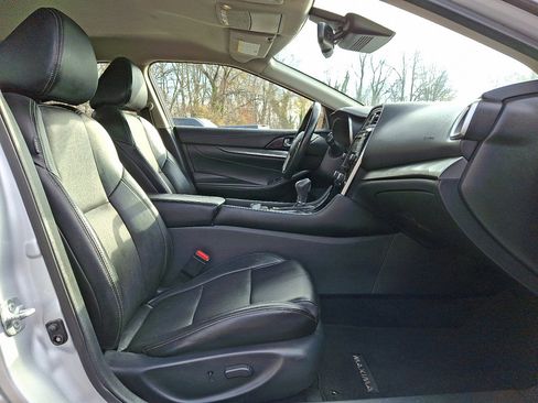 Used 2020 Nissan Maxima 3.5 SV w/ Floor Mat Group image 10