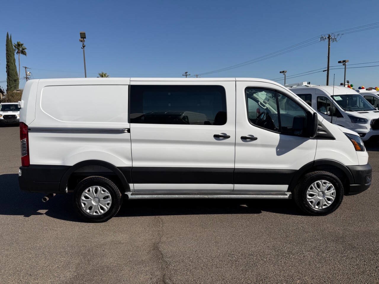Used 2025 Ford Transit 250 Low Roof w/ Exterior Upgrade Package RWD image 5