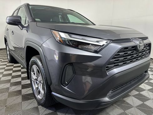 Used 2025 Toyota RAV4 XLE w/ Convenience Package AWD/4WD image 7