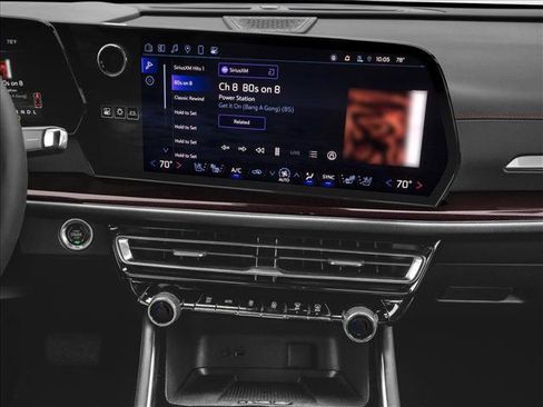 New 2026 Chevrolet Traverse RS image 7