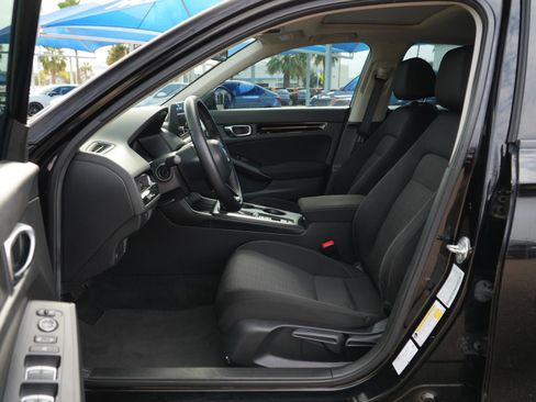 Used 2023 Honda Civic EX image 16