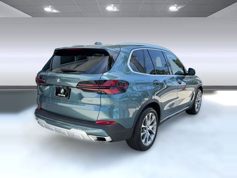 Used 2024 BMW X5 sDrive40i w/ Parking Assistance Package RWD image 8