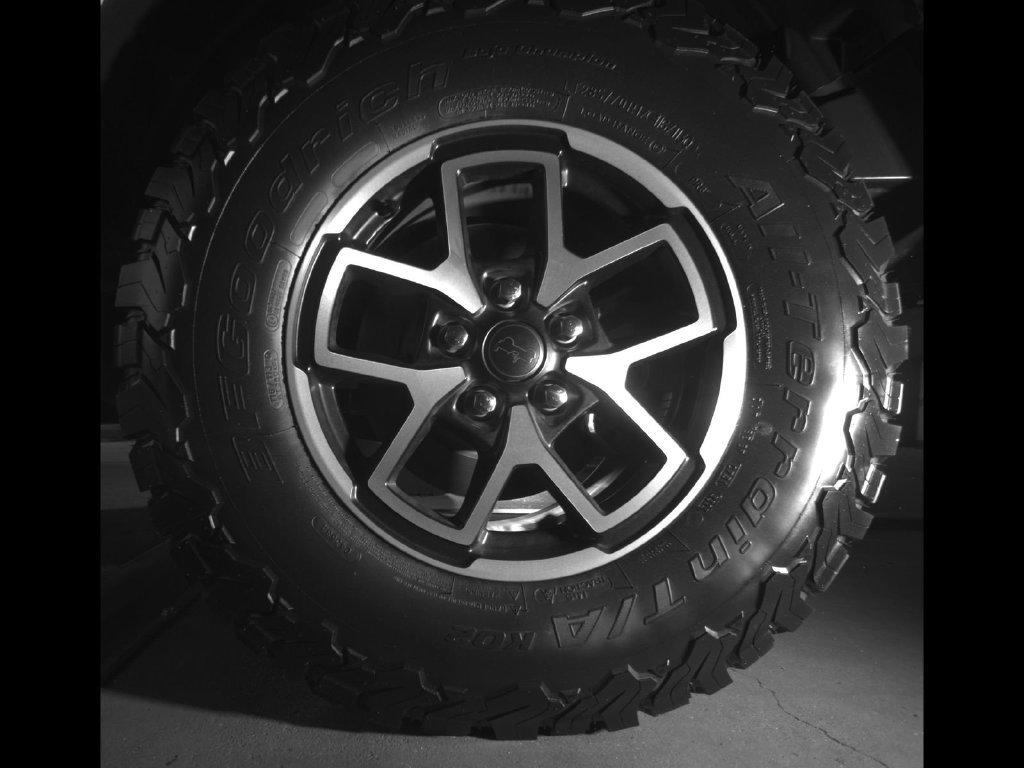 Used 2025 Jeep Wrangler Unlimited Rubicon w/ Convenience Group AWD/4WD image 2