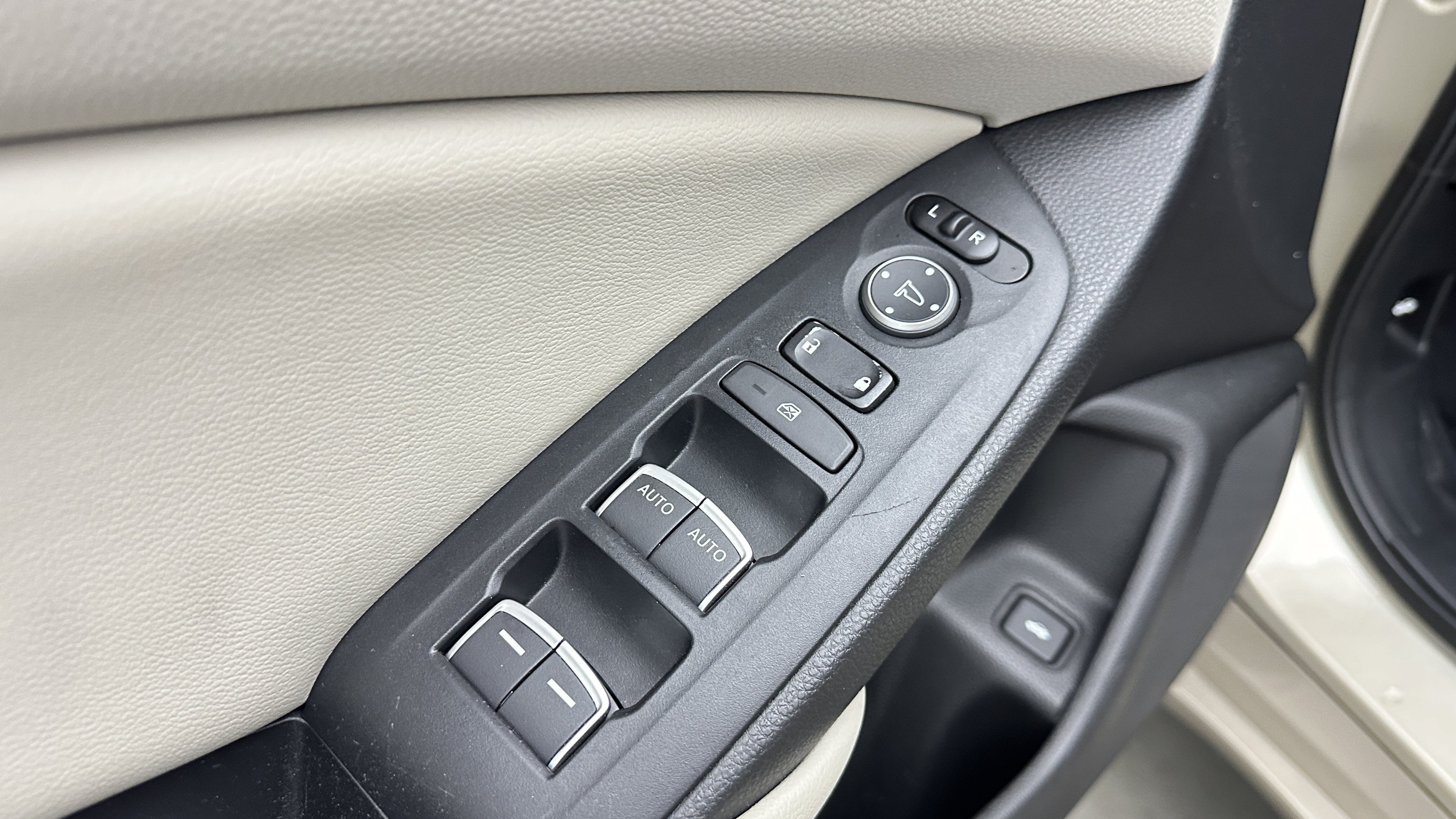 Used 2018 Honda Accord LX image 10