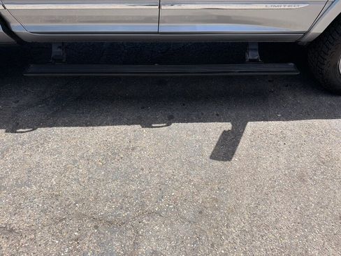 Used 2019 RAM 2500 Limited AWD/4WD image 29