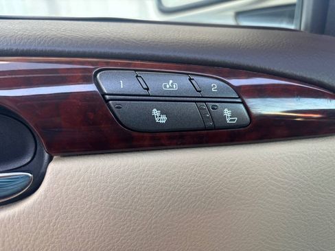 Used 2009 Buick Lucerne CXL w/ Driver Confidence Package FWD image 10