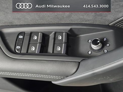 Used 2023 Audi SQ5 Premium Plus w/ Premium Plus Package AWD/4WD image 14