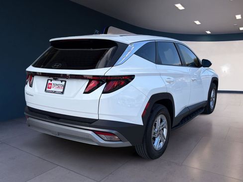 Used 2025 Hyundai Tucson SE image 5