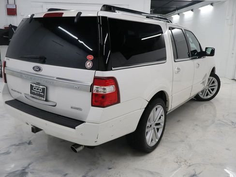 Used 2016 Ford Expedition EL Platinum image 4
