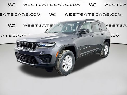 New 2025 Jeep Grand Cherokee Laredo w/ Luxury Tech Group I image 1