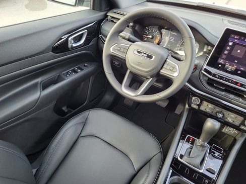 New 2026 Jeep Compass Limited image 15