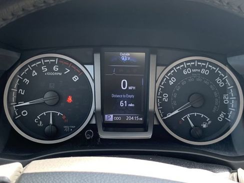 Certified 2023 Toyota Tacoma SR5 w/ Technology Package AWD/4WD image 20