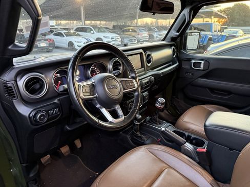 Used 2021 Jeep Wrangler Rubicon w/ Cold Weather Group image 2