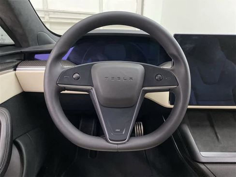 Used 2023 Tesla Model S Plaid image 18