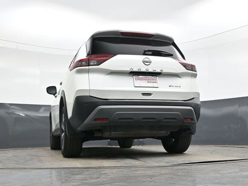 Used 2023 Nissan Rogue SV w/ SV Premium Package image 36