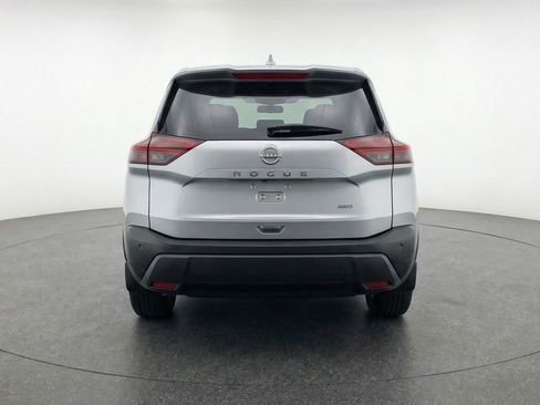 Used 2025 Nissan Rogue SV image 7