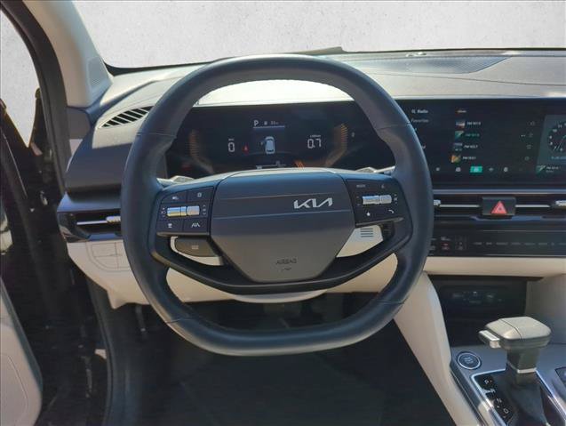 Used 2026 Kia Sportage EX FWD image 23