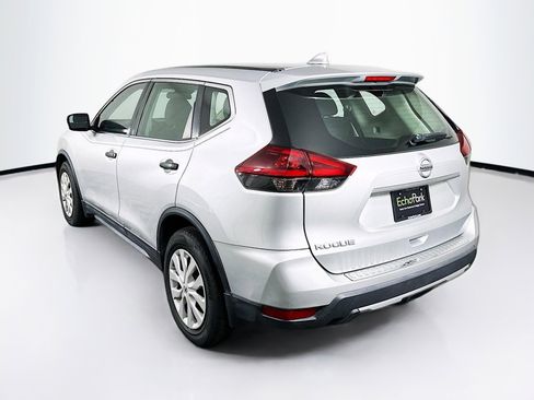 Used 2019 Nissan Rogue S FWD image 5
