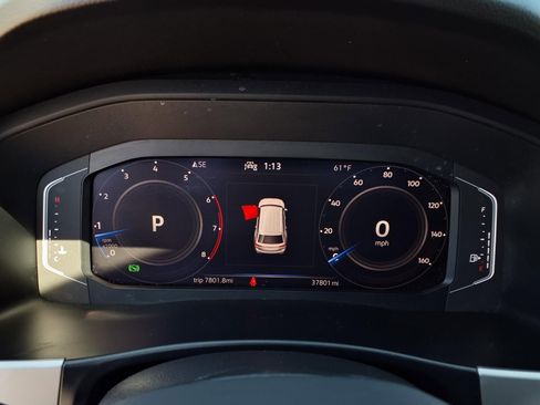 Used 2023 Volkswagen Atlas SE w/ Panoramic Sunroof Package image 13