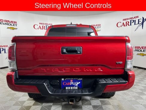 Used 2021 Toyota Tacoma TRD Sport w/ Technology Package image 8