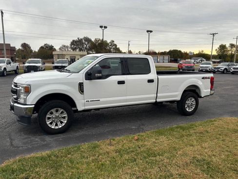 Used 2022 Ford F350 XLT image 2