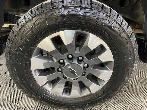 Used 2024 Chevrolet Silverado 2500 LT w/ All Star Edition image 13