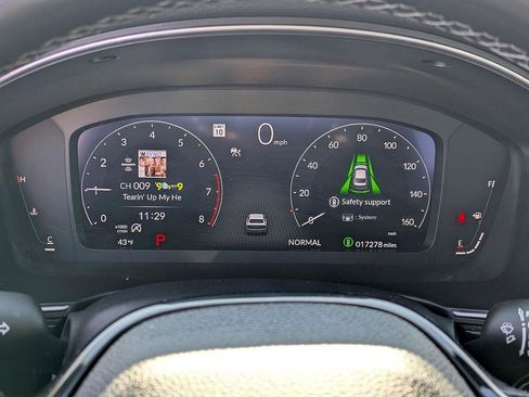 Used 2023 Honda Civic Touring image 21