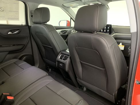 New 2025 Chevrolet Blazer LT image 36