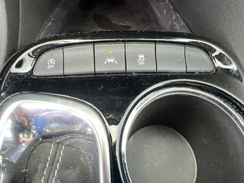 Used 2024 Buick Encore GX Preferred w/ Comfort Package FWD image 27