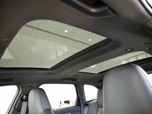 New 2025 Audi RS 6 performance image 23