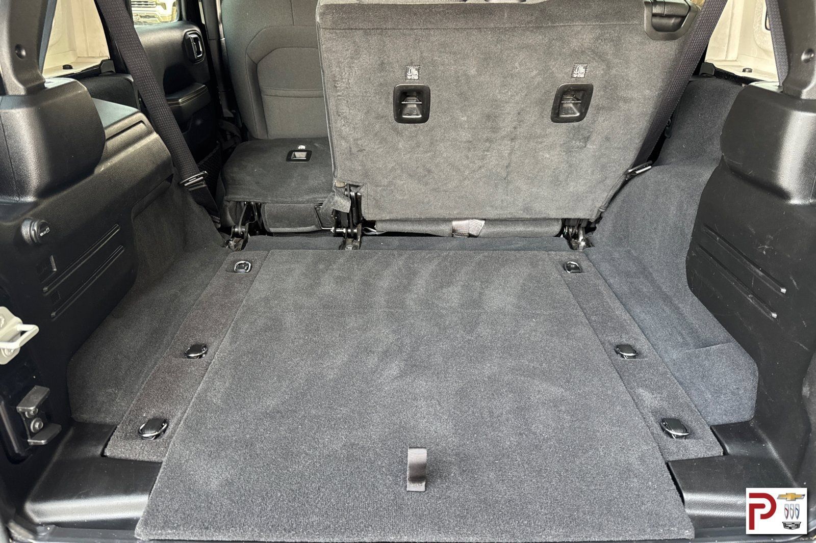 Used 2024 Jeep Wrangler Unlimited Sahara AWD/4WD image 17