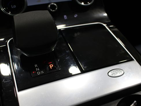 Used 2021 Land Rover Range Rover Velar S AWD/4WD image 17