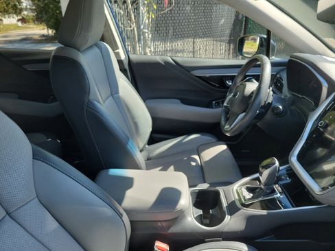 Certified 2022 Subaru Outback Limited image 10