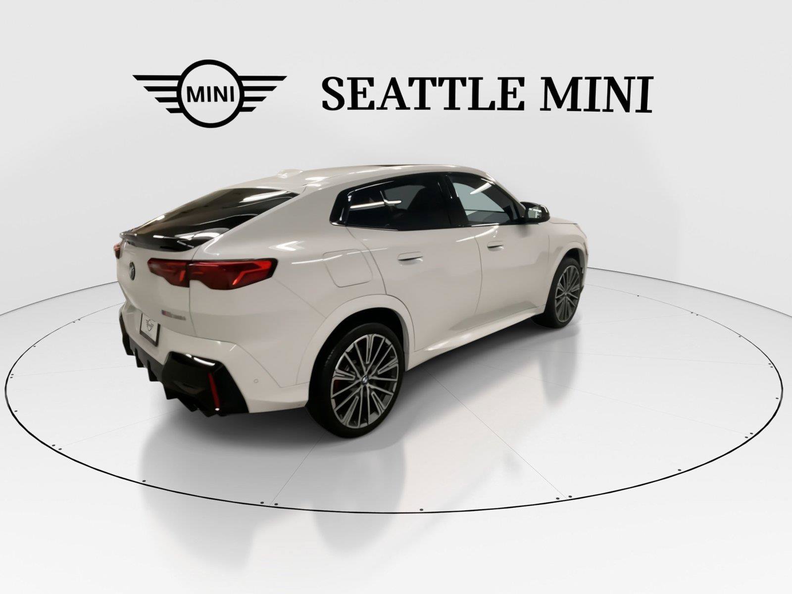 Used 2026 BMW X2 M35i w/ M Sport Professional Package AWD/4WD image 11