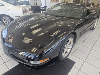 Used 2001 Chevrolet Corvette Convertible w/ Preferred Equipment Group2 image 1