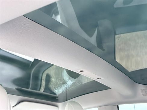 Used 2021 Tesla Model 3 Long Range image 12